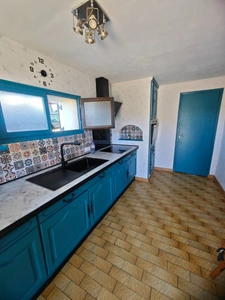 Et si cette maison cachait bien plus qu'une simple adresse...