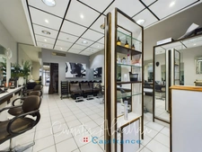 Fonds de commerce à vendre Salon de coiffure ALBERTVILLE (73)