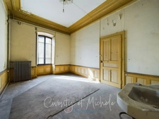 Maison bourgeoise de caractère à rénover à VAL D'ARC (73)