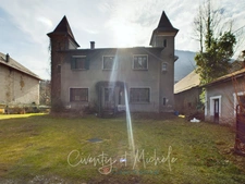 Maison bourgeoise de caractère à rénover à VAL D'ARC (73)
