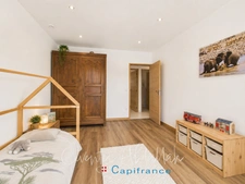VILLA CONTEMPORAINE D'EXCEPTION – 192 m² DE PLAIN-PIED AVEC PISCINE - en limite de Gilly sur Isère