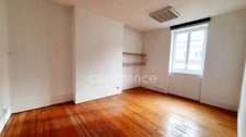 Maison à vendre de 182m² 9 pièces, à Compiègne  (60)
