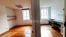 Maison à vendre de 182m² 9 pièces, à Compiègne  (60)