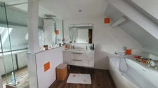 Maison à vendre de 175 m² de  6 pièces sur 2400 m² de terrain à Breuil le vert(60)