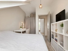 Maison moderne 236 m² – 6 ch - Piscine chauffée – Suite parentale – AUGNY