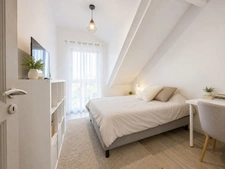 Maison moderne 236 m² – 6 ch - Piscine chauffée – Suite parentale – AUGNY