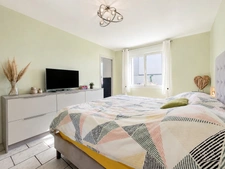 Maison moderne 236 m² – 6 ch - Piscine chauffée – Suite parentale – AUGNY