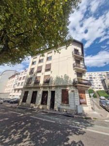 T2 bis de 63 m² – Charme de l’ancien à deux pas du centre-ville