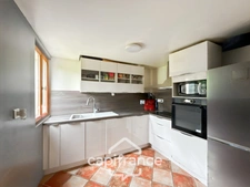 Maison briarde 5 pièces de 113 m² 4 chambres, garage, séjour lumineux, proche école.