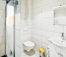 MAISON DE 82 M² - ENTREPOT DE 326 M² - AUCUN TRAVAUX A PREVOIR - IDEAL PROFFESSIONNEL OU INVESTISSEUR 