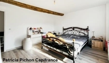 Une longère, mille possibilités pour vos plus beaux projets : 7 chambres, 2 niveaux, piscine.