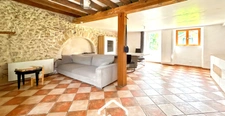 Maison briarde 5 pièces de 113 m² 4 chambres, garage, séjour lumineux, proche école.