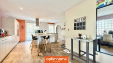 Maison familiale mitoyenne (1 côté) – 5 chambres – 180 m² – Entièrement rénovée – Arches