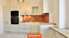 Appartement de charme rénové avec balcon, cave et faible charges – 75 m² – Lumineux & élégant