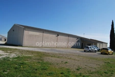 ESPACE DE STOCKAGE ET BUREAUX à vendre à 200m de la N10