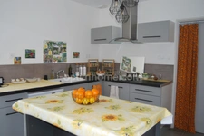 Belle maison de plain pied de 2021 comprenant 3 chambres avec un DPE A