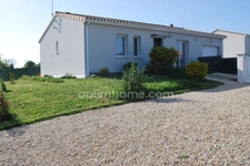 Belle maison de plain pied de 2021 comprenant 3 chambres avec un DPE A