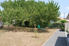 Maison de plain-pied avec jardin arboré à Saint-Cybard, Angoulême