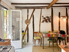 - BASSOUES (32) - À VENDRE - Ensemble de deux maisons à Bassoues (8 pièces) - 183 m2 avec cour intérieure