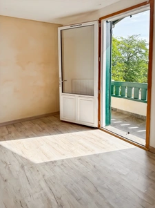 House for sale, 7 rooms, LUPIAC (32) - 148 m2 - Land 4884 m2