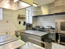 For sale near MARCIAC (32) - 32-room castle - 1540 m2 of living space - 5.8 hectare estate 