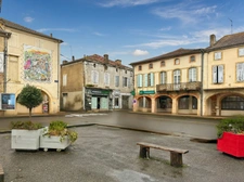 Dpt Gers (32) - Immeuble à vendre PLAISANCE (32) - 170 m2 - 5 pièces 