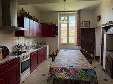 Château à vendre BAS ARMAGNAC (32) - Avec deux gîtes, dépendances, piscine et parc - 19 ha de vignes et terres