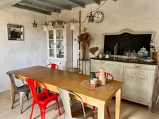 Propriété avec 2 gîtes, une chambre d'hôtes et 2 piscines - 2,2 hectares - VIC FEZENSAC (32)