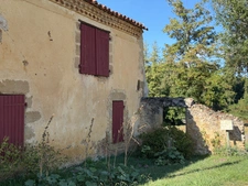 Château à vendre BAS ARMAGNAC (32) - Avec deux gites, dépendances, piscine et parc - 1 ha 67 