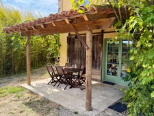 Propriété avec 2 gîtes, une chambre d'hôtes et 2 piscines - 2,2 hectares - VIC FEZENSAC (32)