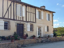 Château à vendre BAS ARMAGNAC (32) - Avec deux gites, dépendances, piscine et parc - 1 ha 67 