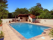Propriété 358 m2 à vendre -avec 7700 m2 de parc - Maison 8 pièces de 234 m2, gîte de 124 m2 et piscine proche de MARCIAC (32) 