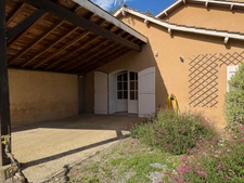 Maison à vendre à Bassoues – 98,6 m² habitables avec terrasse couverte et jardinet