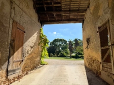 Château à vendre BAS ARMAGNAC (32) - Avec deux gites, dépendances, piscine et parc - 1,4 ha