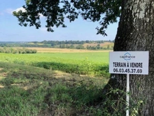 Dpt Gers (32), à vendre proche d'AIGNAN - Terrain de 4 817 m²