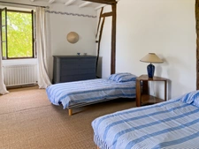 Maison à vendre 8 pièces proche de MARCIAC (32) - 302 m2 - terrain de 7318 m2 - 4 chambres - dépendances et piscine