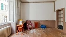 Building for sale in EAUX BONNES (64) - 256 m2 living space - Land 202 m2