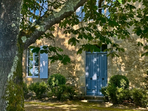 Dpt Gers (32), à vendre BAZIAN propriété P12 de 430 m² avec piscine et terrain de tennis - Terrain de 1,60 Ha 