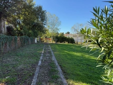 Dpt Gers (32), à vendre BASSOUES, partie du château, 174 m2 avec jardin 5000 m2 et piscine   