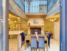 Propriété à vendre 9 pièces MASCARAS (32) - 465 m2 avec dépendances et piscine intérieure - 2,3 hectares de terres, parc et jardin