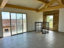 Dpt Gers (32), à vendre proche de LUPIAC- Ensemble de 3 maisons -  P6 de 187 m² - Terrain de 29366  m2 