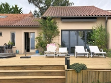 Propriété à vendre 9 pièces MASCARAS (32) - 465 m2 avec dépendances et piscine intérieure - 2,3 hectares de terres, parc et jardin