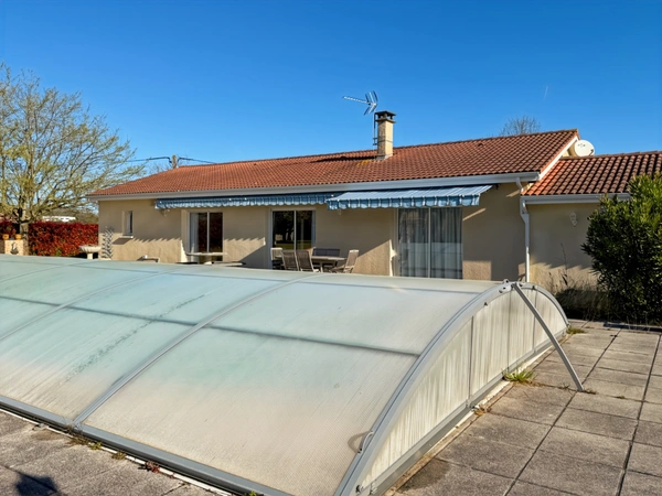 Maison à vendre 5 pièces CASTELNAU MAGNOAC (65) - 142 m2 avec piscine - 4263 m2 de terrain