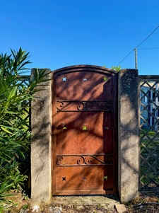 Dpt Gers (32), à vendre BASSOUES, partie du château, 174 m2 avec jardin 5000 m2 et piscine   