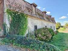 Château à vendre BAS ARMAGNAC (32) - Avec deux gites, dépendances, piscine et parc - 1 ha 67 