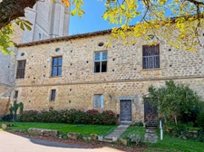 Dpt Gers (32), à vendre BASSOUES, partie du château, 174 m2 avec jardin 5000 m2 et piscine   