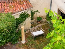 For Sale – Stone village house (6 rooms) of 227 m² in Bazian (Gers) with courtyard and small garden