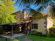 House for sale in Vic-Fezensac (32), 5 rooms - Renovated mill with swimming pool - 120 m² of living space - 6632 m² plot - Potential for a bed and breakfast