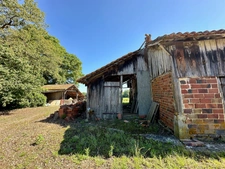 Dpt Gers (32), à vendre proche de LE HOUGA maison P5 de 180 m² - Terrain de 15 Ha 