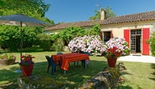 Château à vendre BAS ARMAGNAC (32) - Avec deux gites, dépendances, piscine et parc - 1 ha 67 